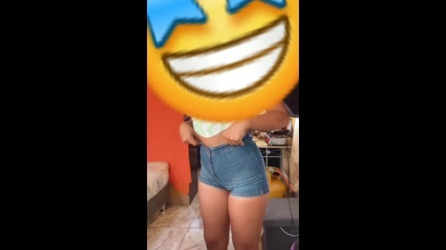 Chat Con El Amigo De Mi Novio! Baile! Lencería! Culo!