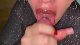 Oral com batom fetiche